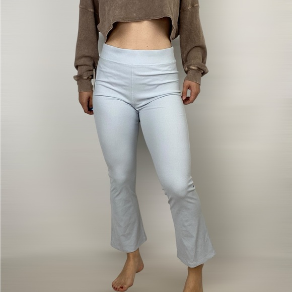 OUTDOOR VOICES NWT Superform Rib Kick Flare Pant in Jasmine High Rise Stretchy‎ - Picture 1 of 5